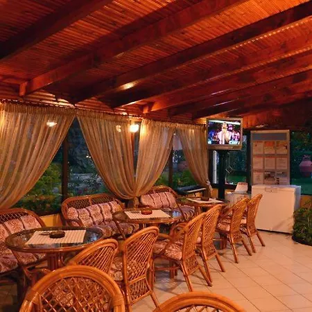 Elia 3* Limenas (Thasos)