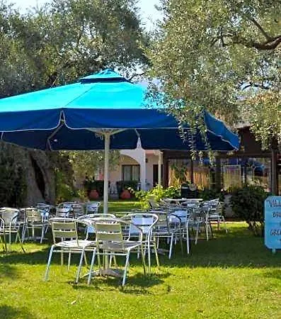 Hotel de apartamente Elia 3*