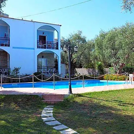 Hotel de apartamente Elia 3*
