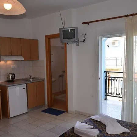 Elia 3*