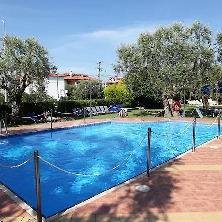 Elia Aparthotel