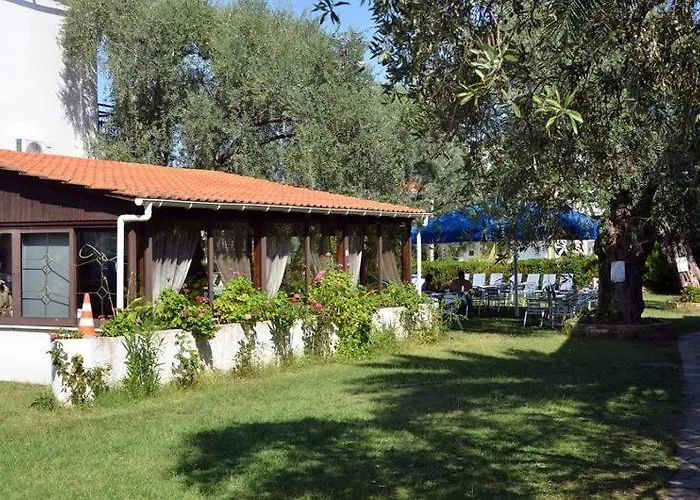 Apartmanhotel Elia 3*